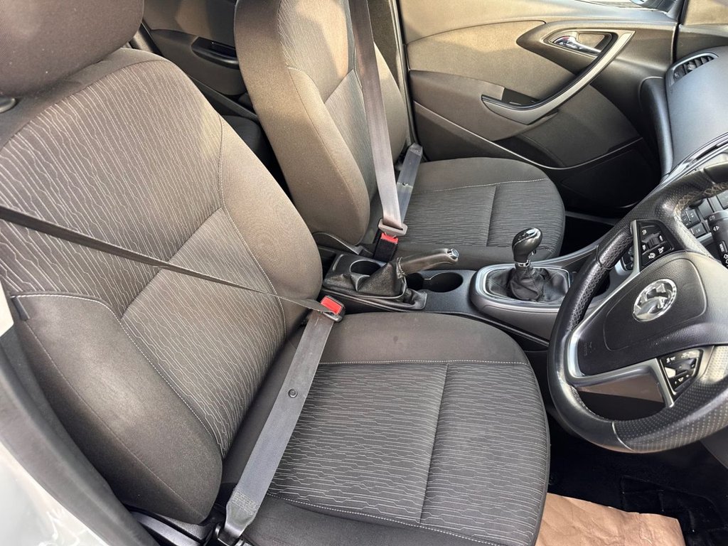 Used Vauxhall Astra 2015 for sale - 77920482: Photo 16