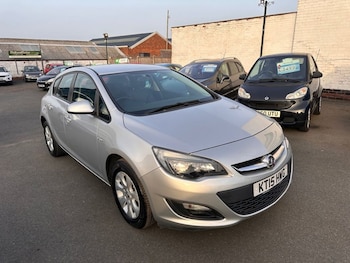 Used Vauxhall Astra 2015 for sale - 77920482: Photo