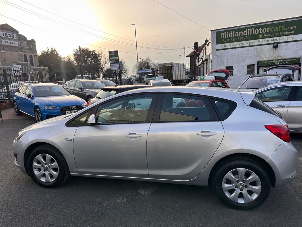 Used Vauxhall Astra 2015 for sale - 77920482: Photo 5