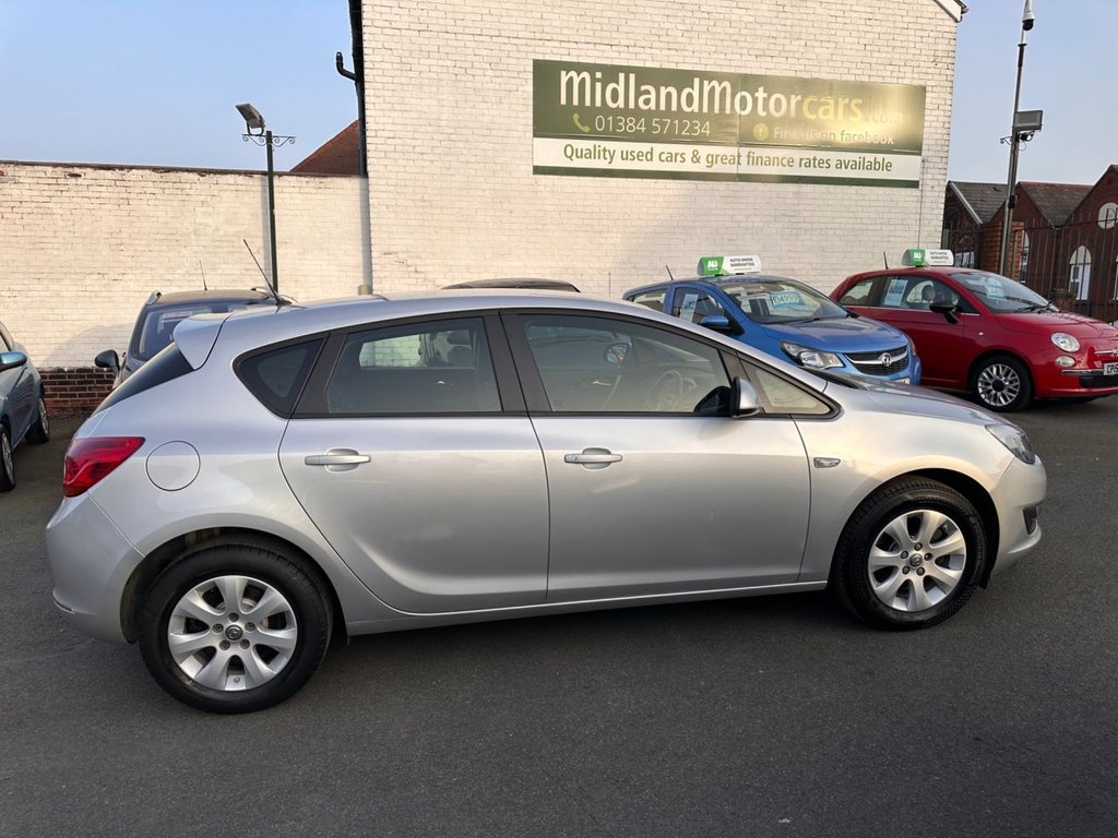 Used Vauxhall Astra 2015 for sale - 77920482: Photo 8