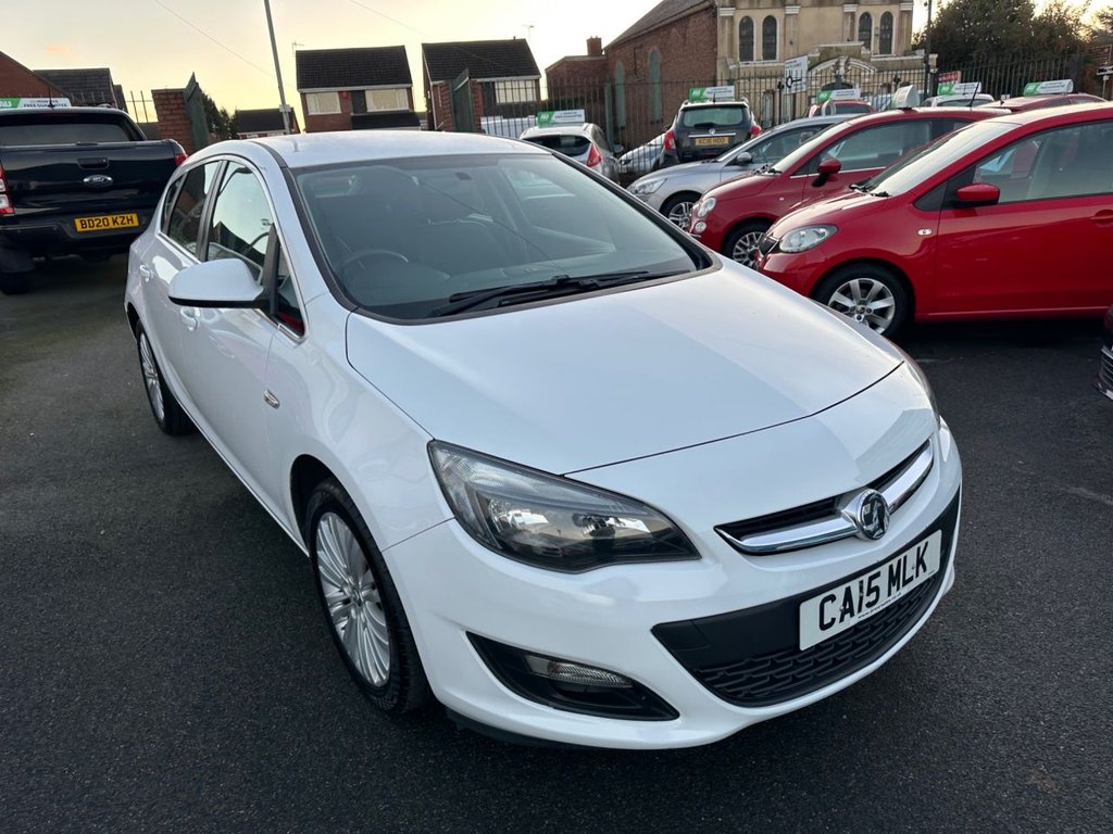 Used Vauxhall Astra 2015 for sale - 77020396: Photo 3