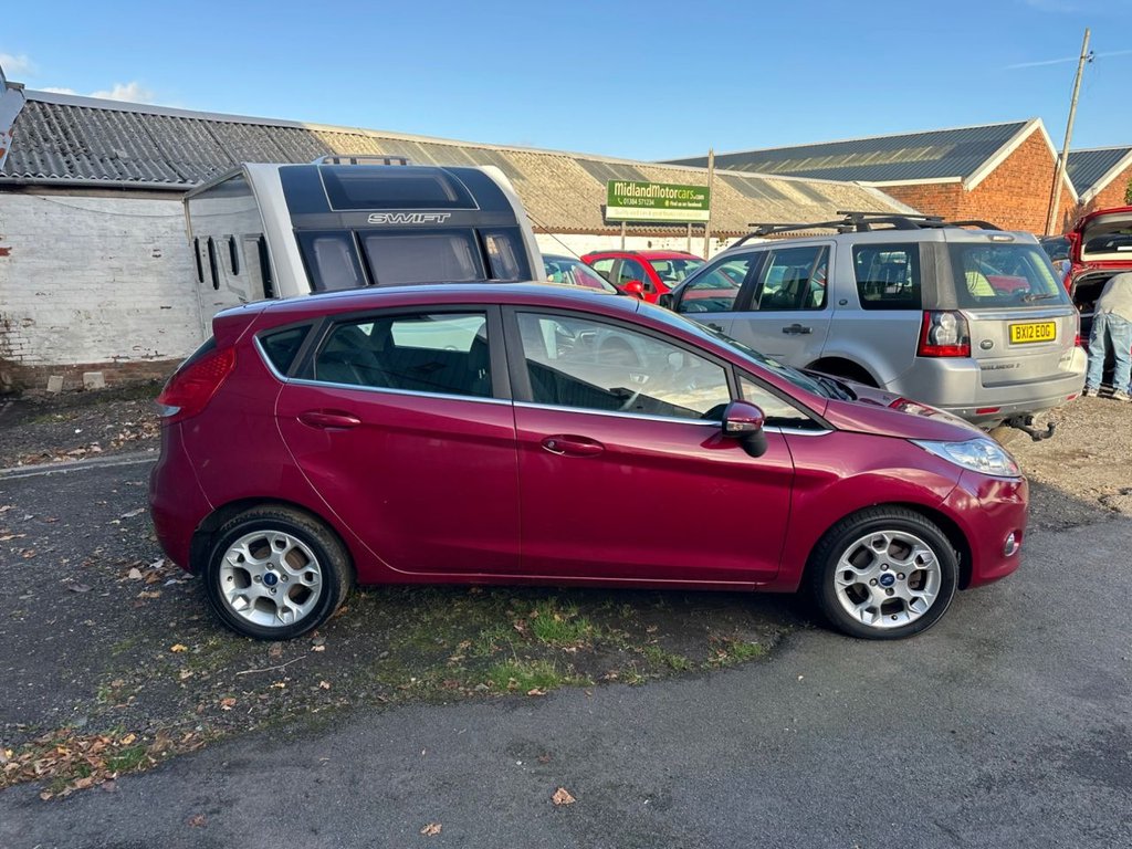 Used Ford Fiesta 2012 for sale - 76406755: Photo 2