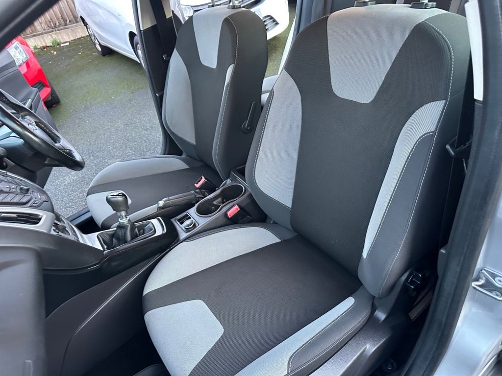 Used Ford Focus 2014 for sale - 76582666: Photo 16