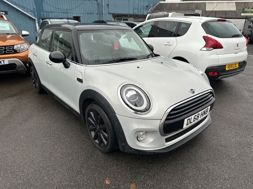 Used MINI Hatch 2018 for sale - 76582689: Photo 1