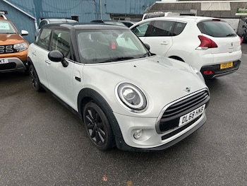 Used MINI Hatch 2018 for sale - 76582689: Photo