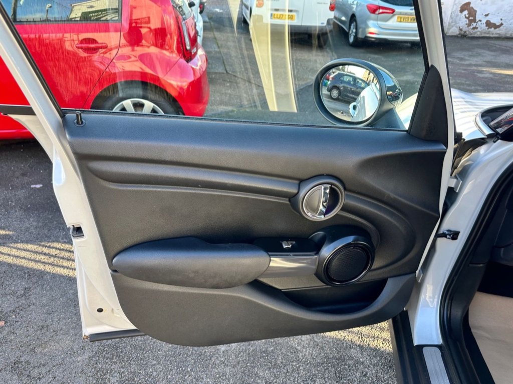 Used MINI Hatch 2018 for sale - 76582689: Photo 23