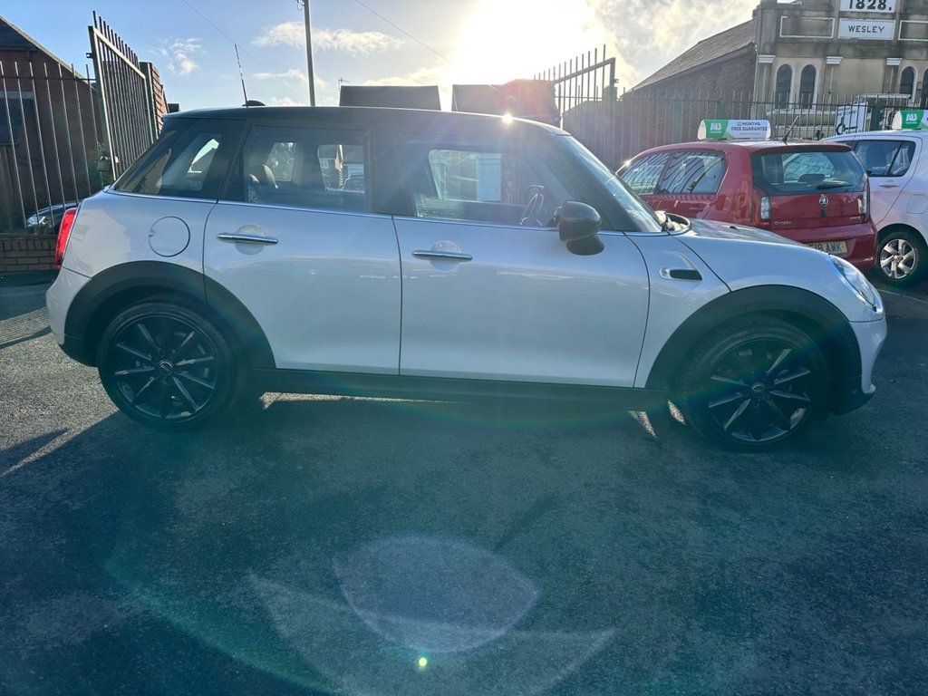 Used MINI Hatch 2018 for sale - 76582689: Photo 6