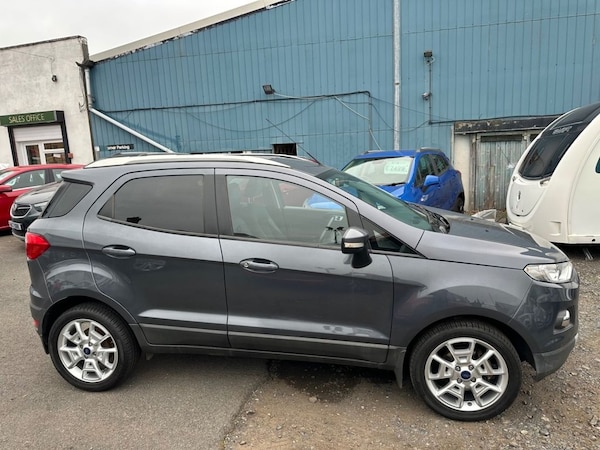 Used Ford Ecosport 2015 for sale - 76286111: Photo 4