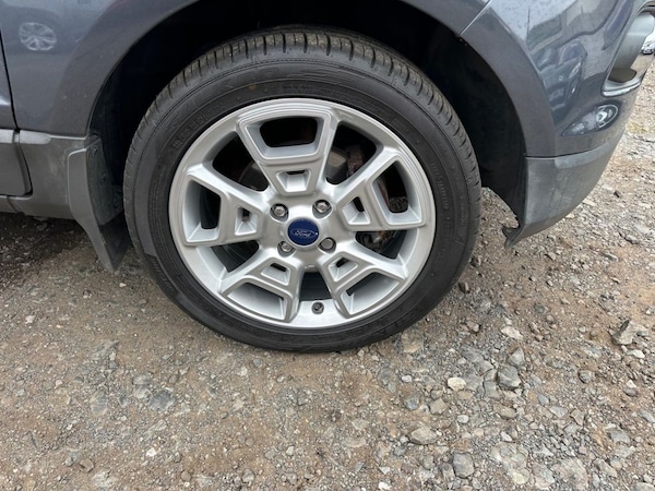 Used Ford Ecosport 2015 for sale - 76286111: Photo 5