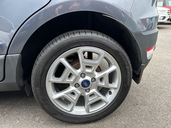 Used Ford Ecosport 2015 for sale - 76286111: Photo 7