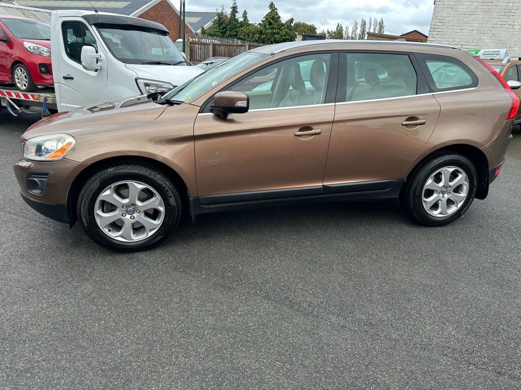 Used Volvo XC60 2009 for sale - 76056784: Photo 4