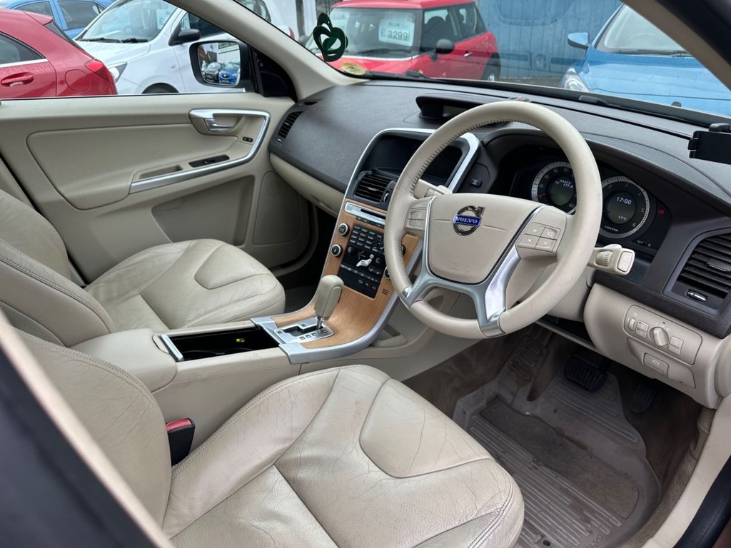 Used Volvo XC60 2009 for sale - 76056784: Photo 9