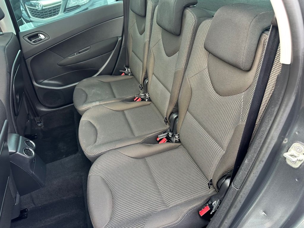 Used Peugeot 308 2013 for sale - 77020363: Photo 12