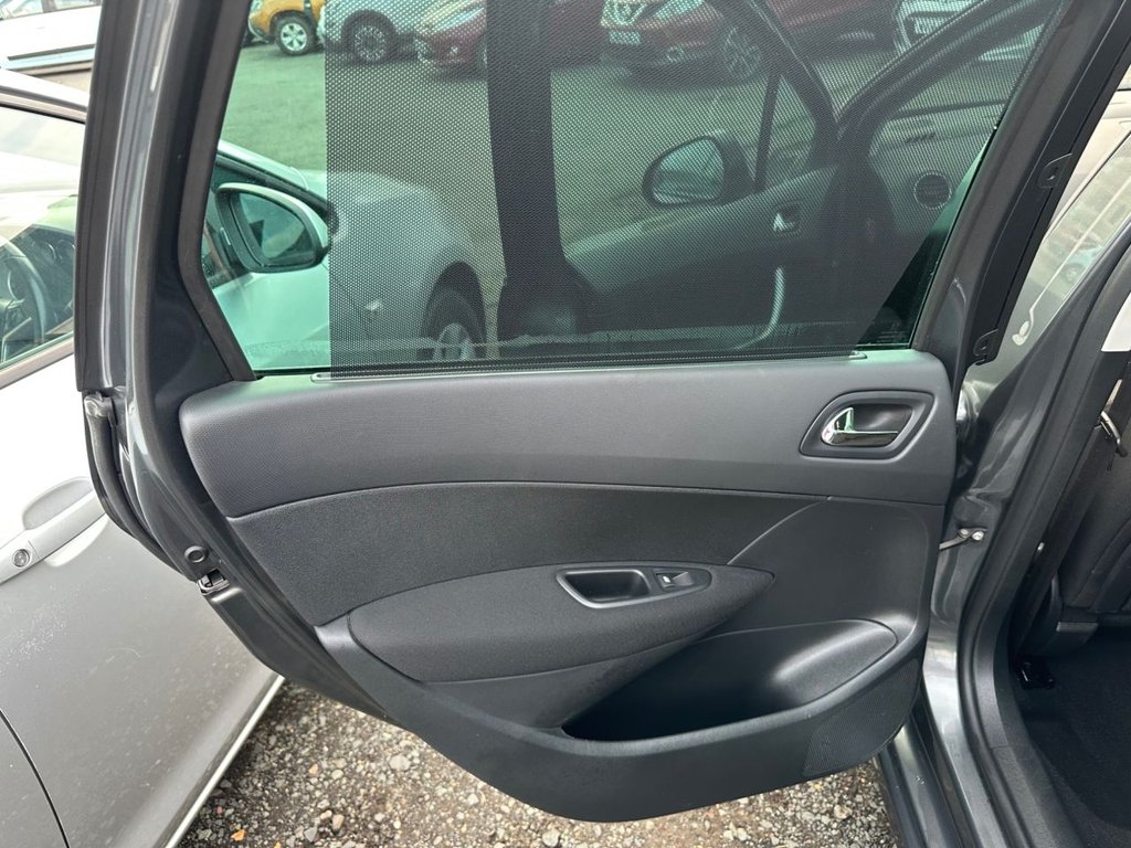 Used Peugeot 308 2013 for sale - 77020363: Photo 17