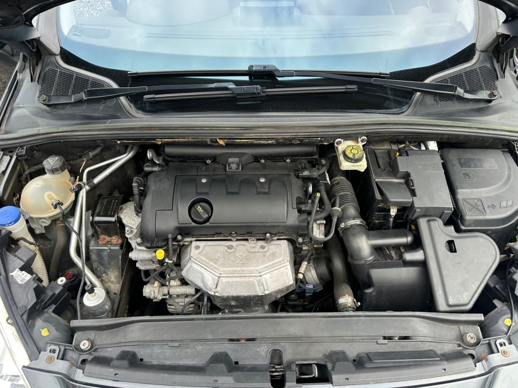 Used Peugeot 308 2013 for sale - 77020363: Photo 18