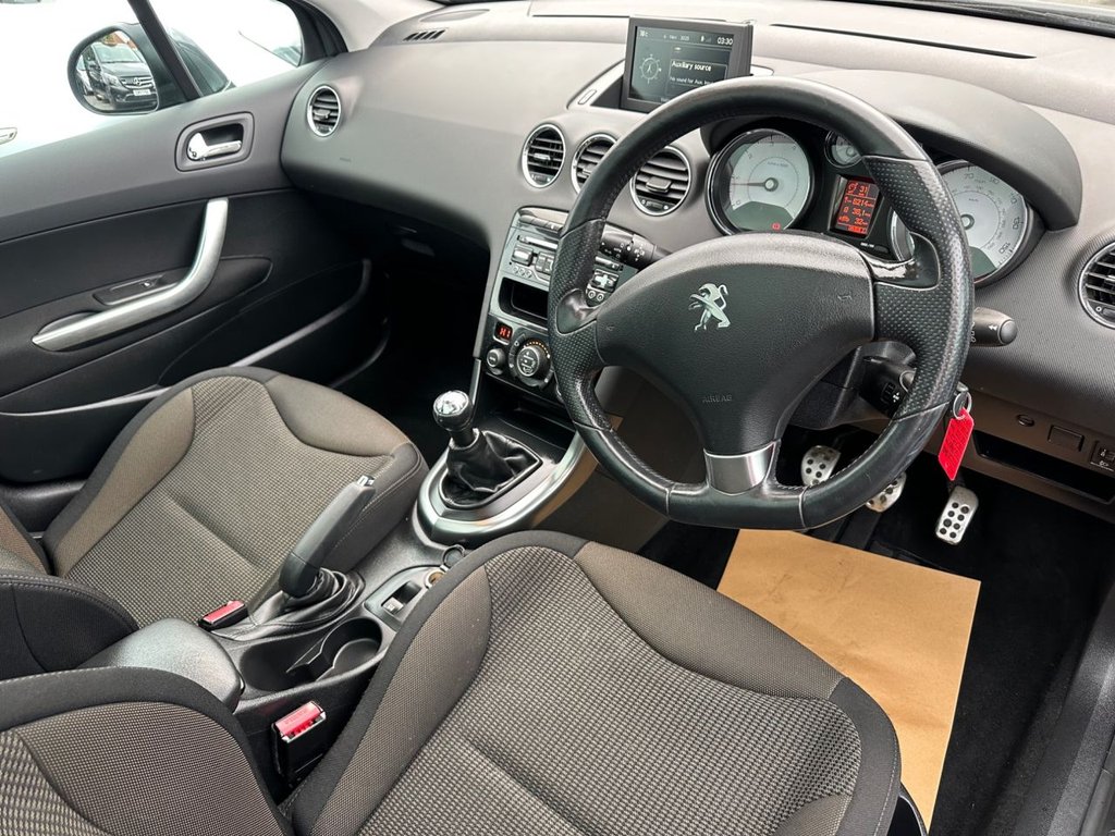 Used Peugeot 308 2013 for sale - 77020363: Photo 9