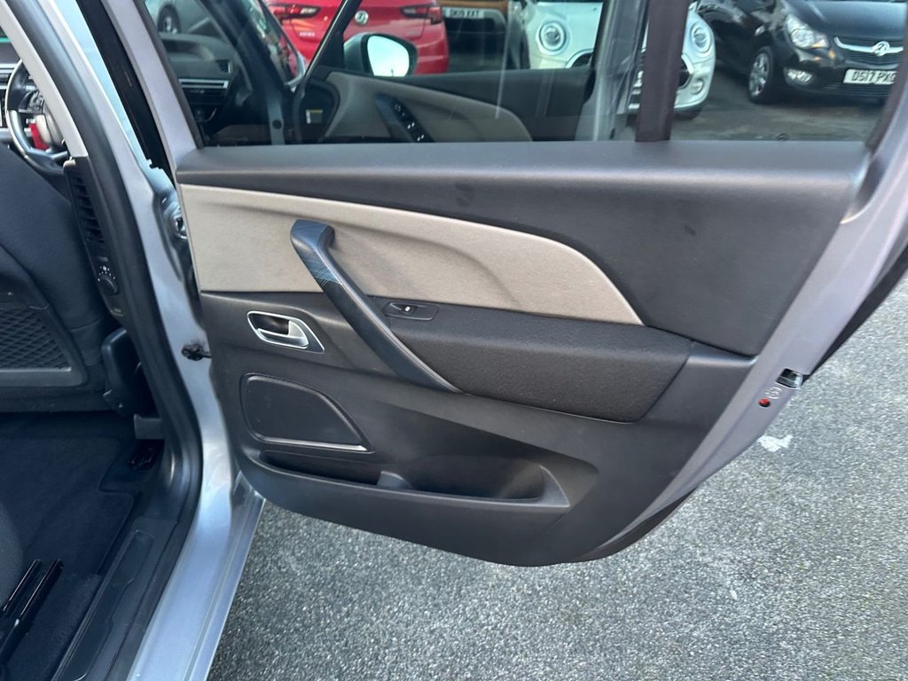 Used Citroen C4 Grand Picasso 2018 for sale - 76582373: Photo 24