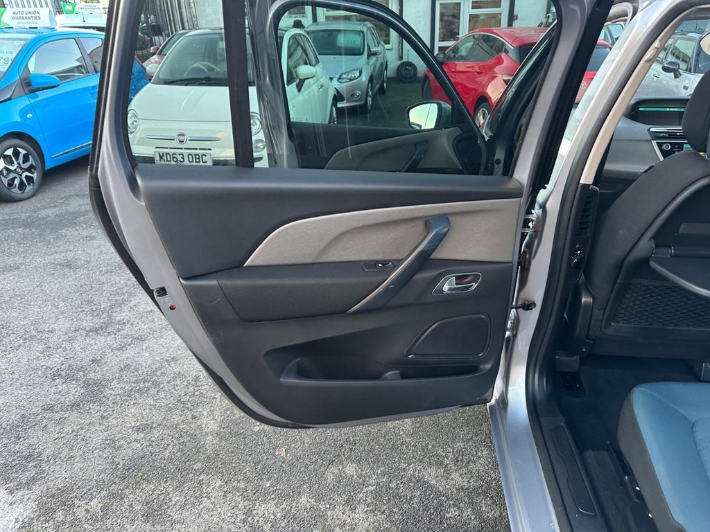 Used Citroen C4 Grand Picasso 2018 for sale - 76582373: Photo 25