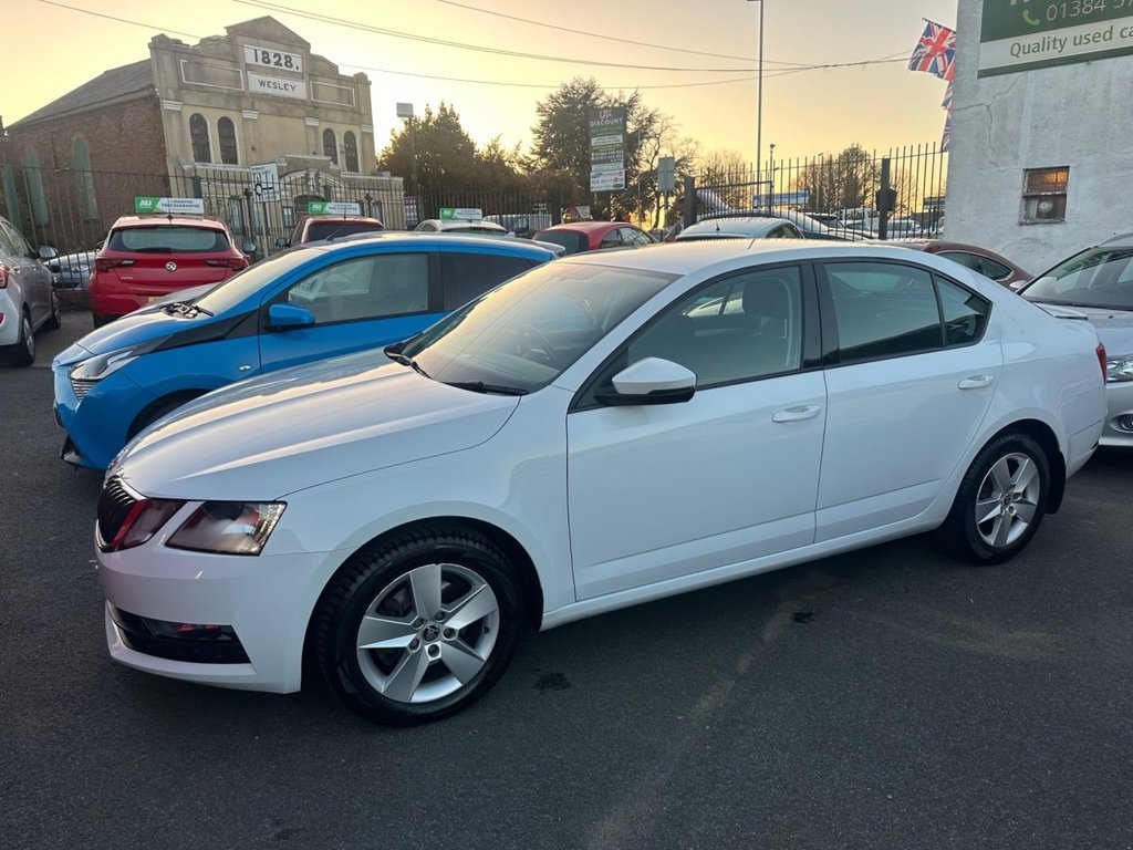 Used Skoda Octavia 2018 for sale - 76605052: Photo 2
