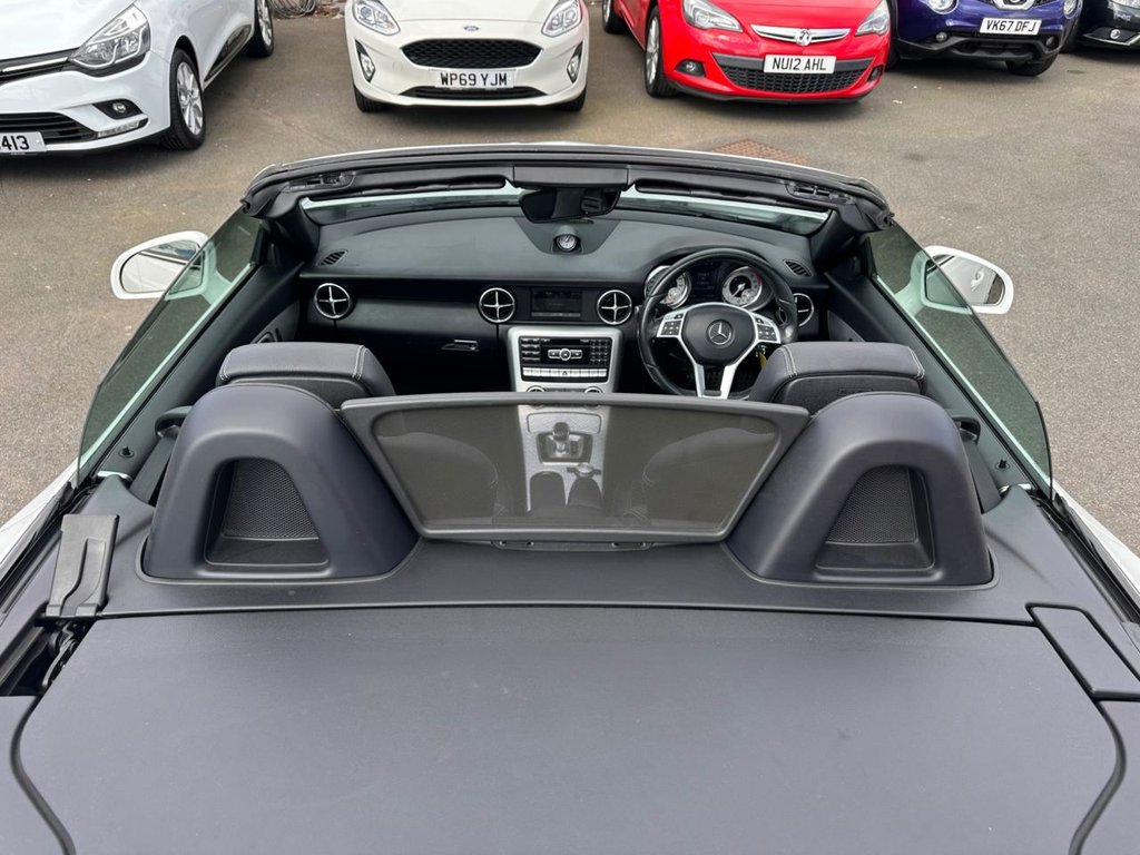 Used Mercedes-Benz SLK 2015 for sale - 78082804: Photo 16