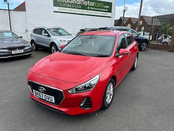 Used Hyundai i30 2017 for sale - 78645678: Photo