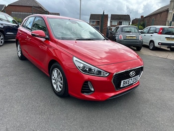 Used Hyundai i30 2017 for sale - 78645678: Photo