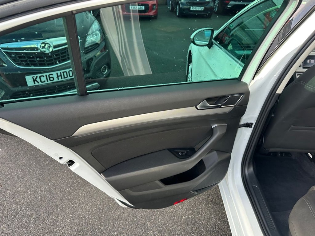 Used Volkswagen Passat 2015 for sale - 77346708: Photo 23