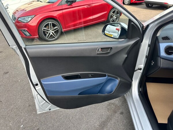Used Hyundai i10 2014 for sale - 75207238: Photo 22