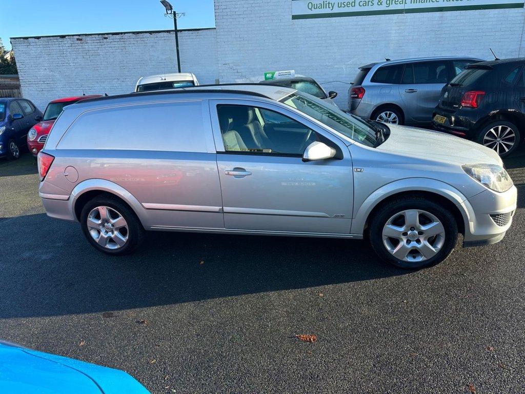 Used Vauxhall Astra Van 2009 for sale - 76909798: Photo 5