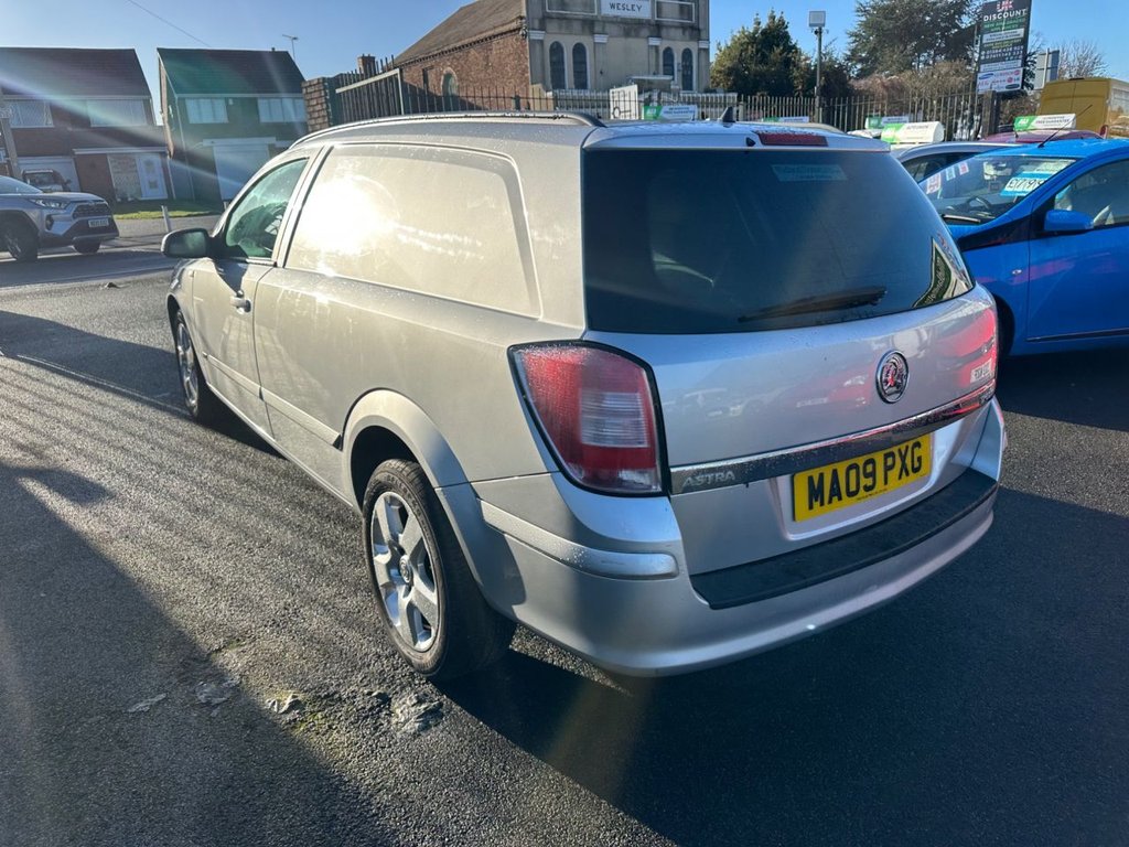 Used Vauxhall Astra Van 2009 for sale - 76909798: Photo 6