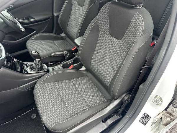 Used Vauxhall Astra 2017 for sale - 76266971: Photo 23