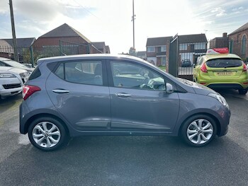 Used Hyundai i10 2015 for sale - 75207068: Photo