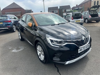 Used Renault Captur 2020 for sale - 78773513: Photo