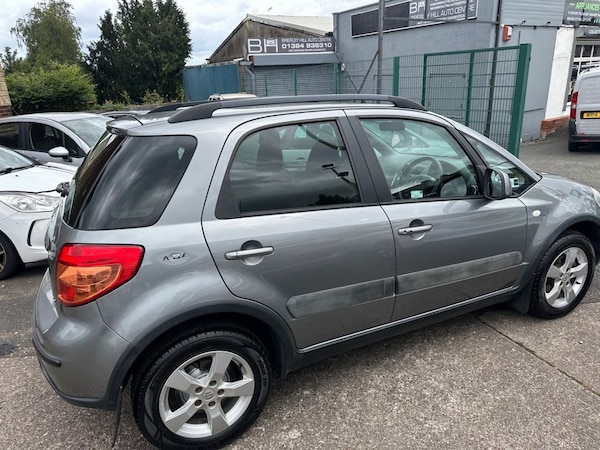 Used Suzuki SX4 2011 for sale - 75487303: Photo 8