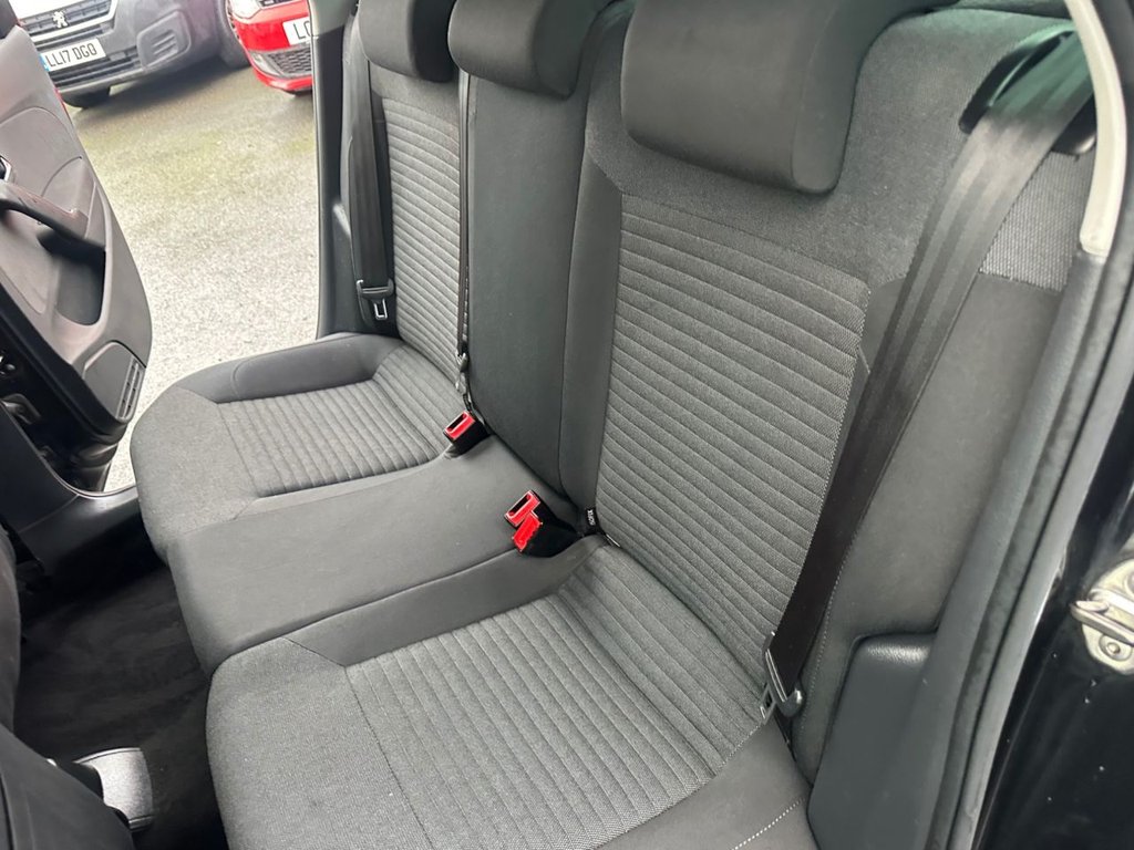 Used Volkswagen Polo 2012 for sale - 76910137: Photo 20