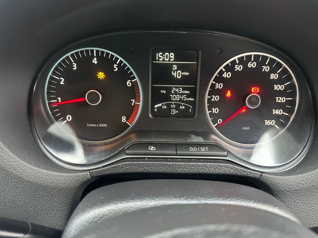 Used Volkswagen Polo 2012 for sale - 76910137: Photo 23