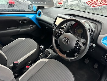 Used Toyota AYGO 2018 for sale - 76582878: Photo