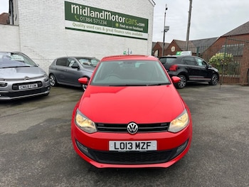 Used Volkswagen Polo 2013 for sale - 76711338: Photo