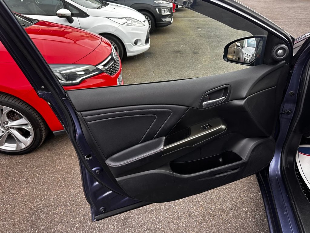 Used Honda Civic 2015 for sale - 78220796: Photo 15