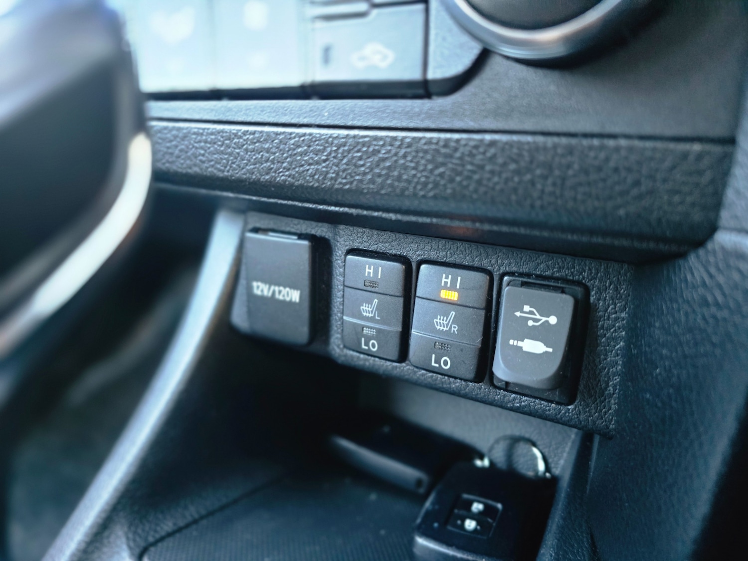 Used Toyota Auris 2013 for sale - 76785470: Photo 22