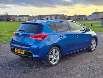 Used Toyota Auris 2013 for sale - 76785470: Photo
