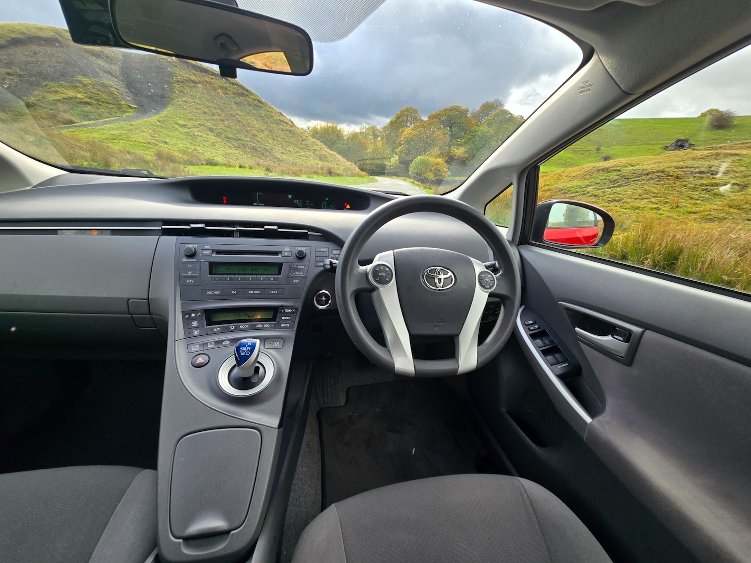 Used Toyota Prius 2012 for sale - 76498415: Photo 18