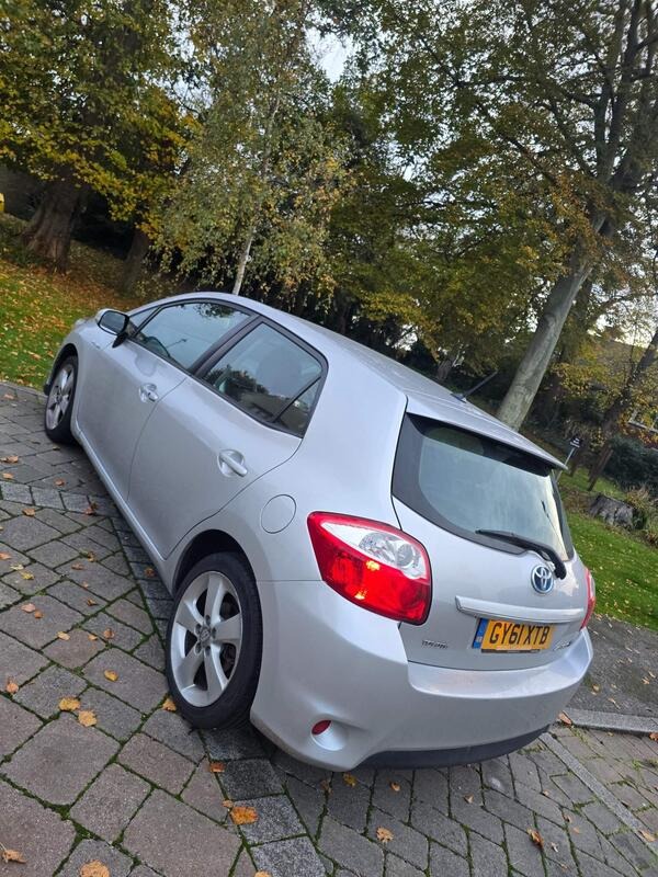 Used Toyota Auris 2012 for sale - 76498421: Photo 3