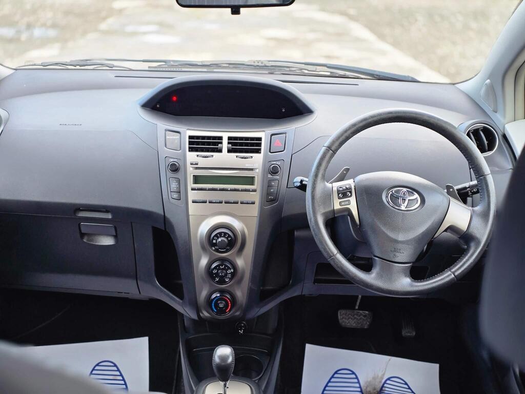 Used Toyota Yaris 2009 for sale - 77409823: Photo 20