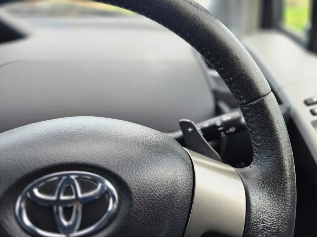 Used Toyota Yaris 2009 for sale - 77409823: Photo 25