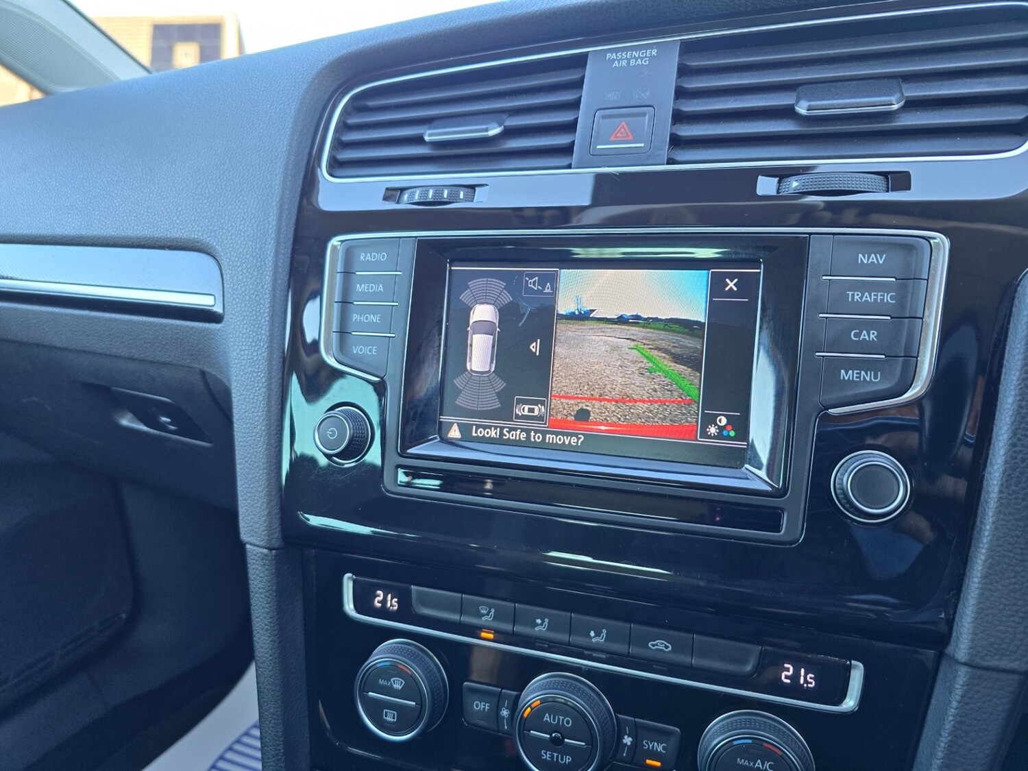 Used Volkswagen Golf 2013 for sale - 77855990: Photo 11