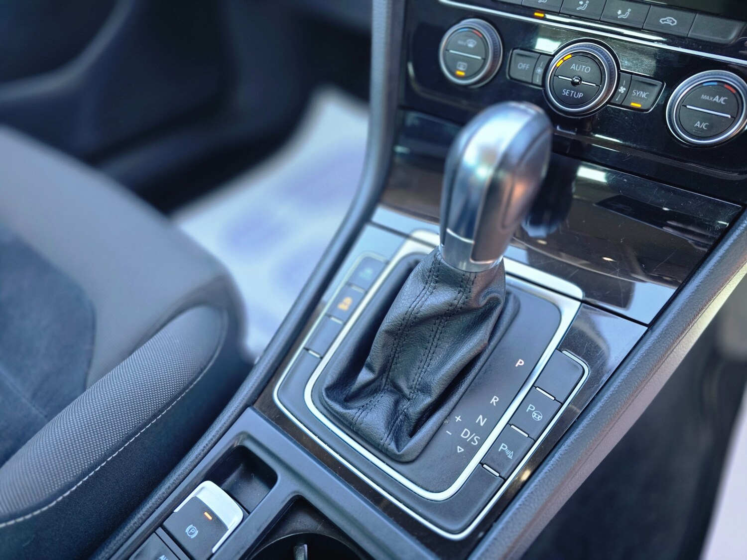 Used Volkswagen Golf 2013 for sale - 77855990: Photo 26