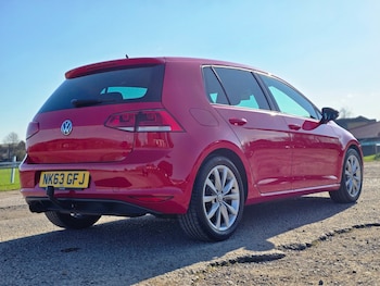 Used Volkswagen Golf 2013 for sale - 77855990: Photo