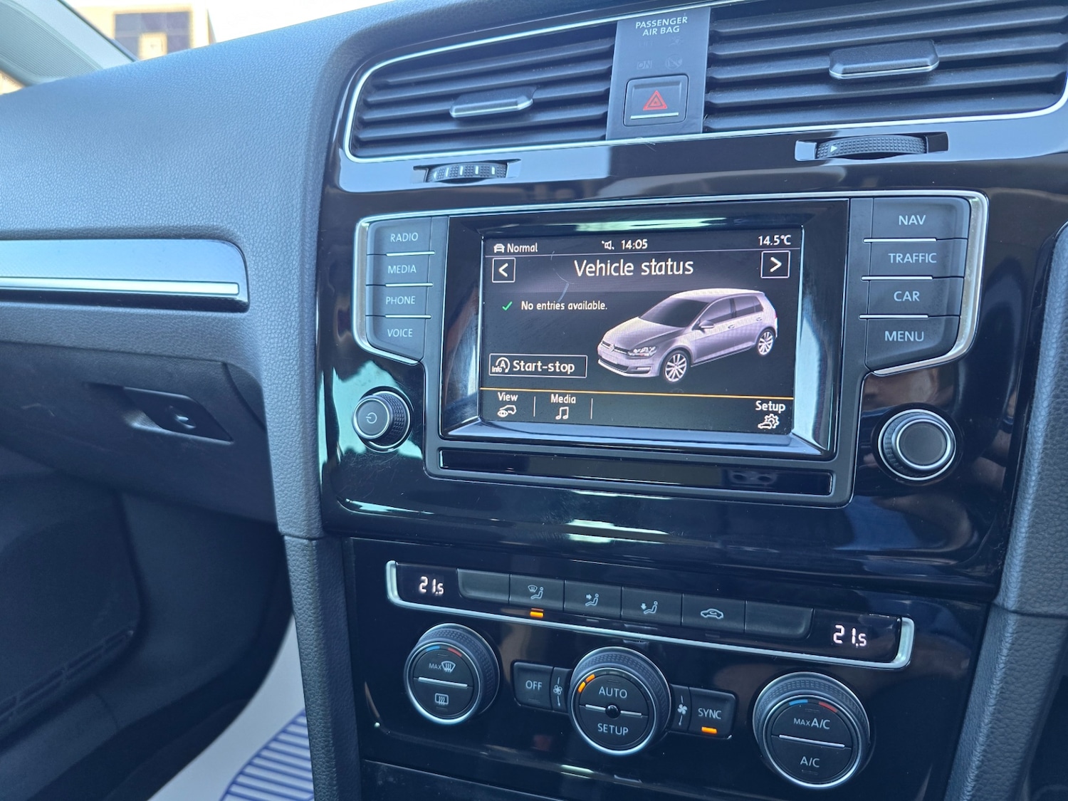 Used Volkswagen Golf 2013 for sale - 77855990: Photo 37