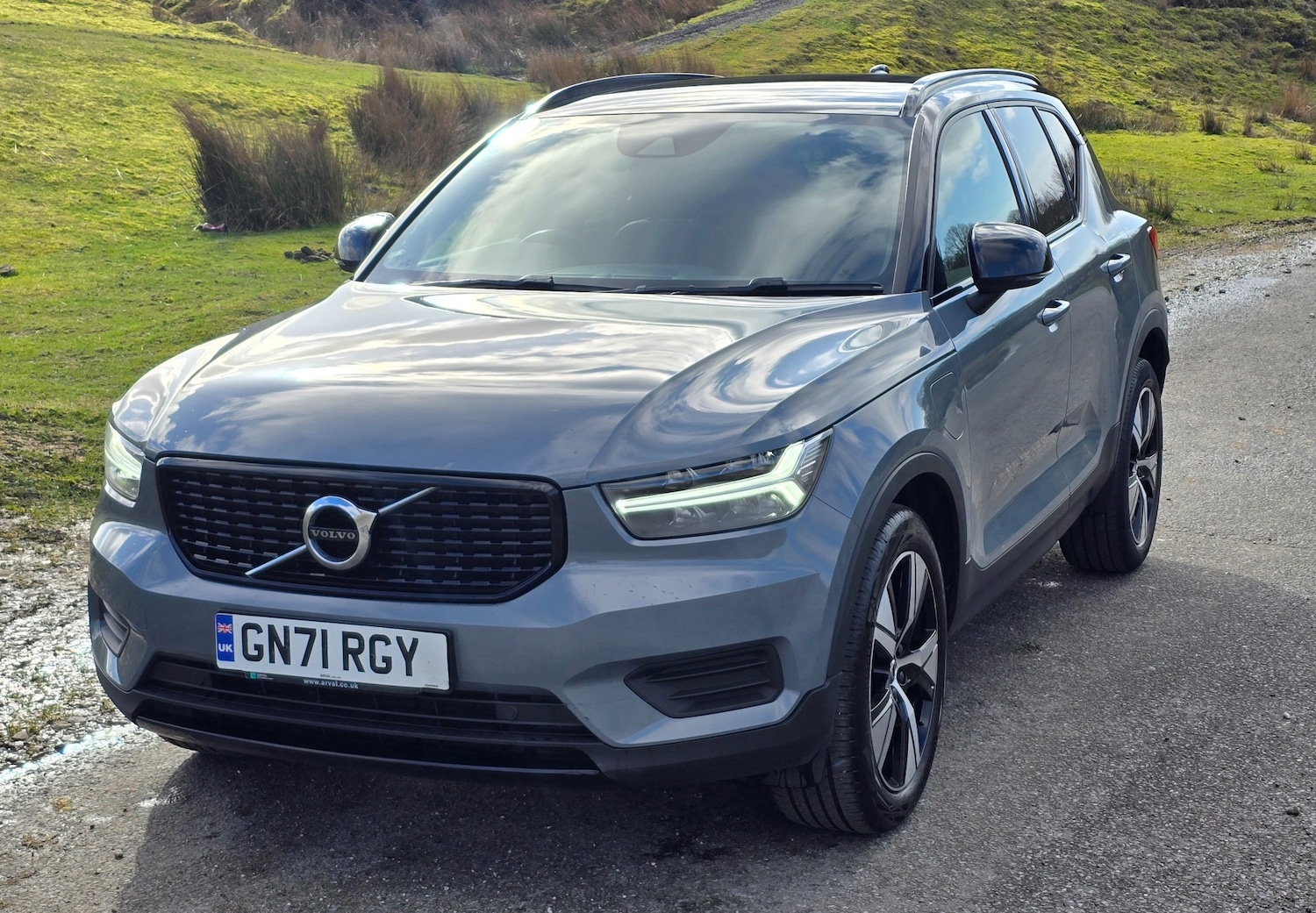 Used Volvo XC40 2021 for sale - 77615430: Photo 2